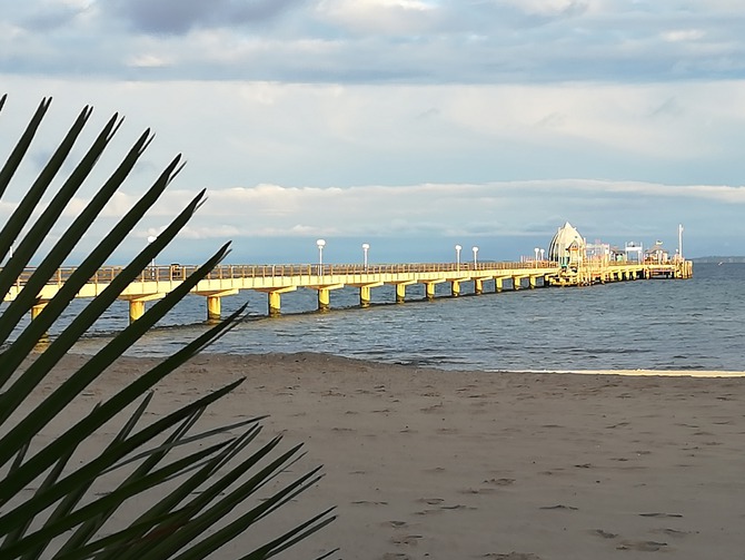 Ferienwohnung in Gr&ouml;mitz - Deichkrone - Seebr&uuml;cke im Sonnenuntergang