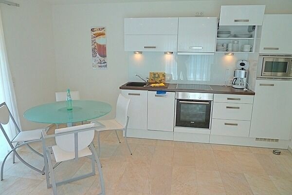 Ferienwohnung in Ostseeheilbad Zingst - Strandresidenz Deichgraf 3 Born - Bild 4