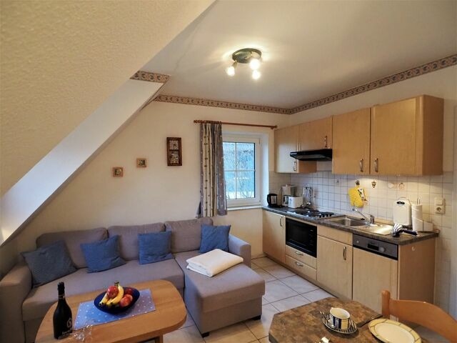 Ferienwohnung in Ostseeheilbad Zingst - Mensendiek, Anita, FW - Bild 3