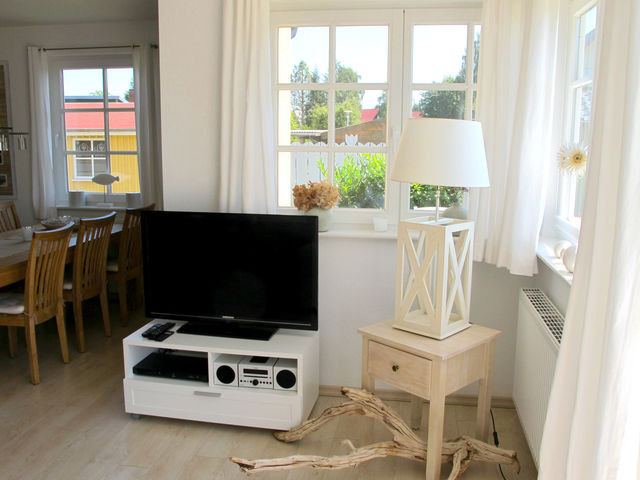 Ferienhaus in Zingst - DHH Wiesenstra&szlig;e 55 - D&uuml;nensand - Bild 4