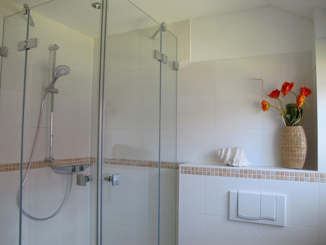 Ferienwohnung in Zingst - Wiesenstra&szlig;e 55 Whg. 2 - Strandbuhne - Bild 11