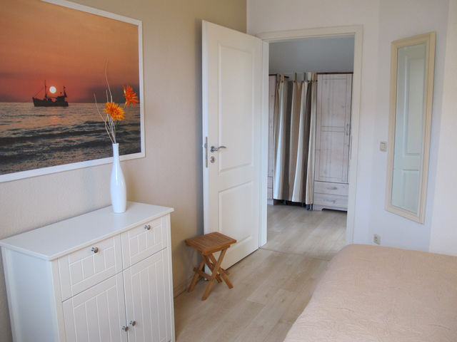 Ferienwohnung in Zingst - Wiesenstra&szlig;e 55 Whg. 2 - Strandbuhne - Bild 15