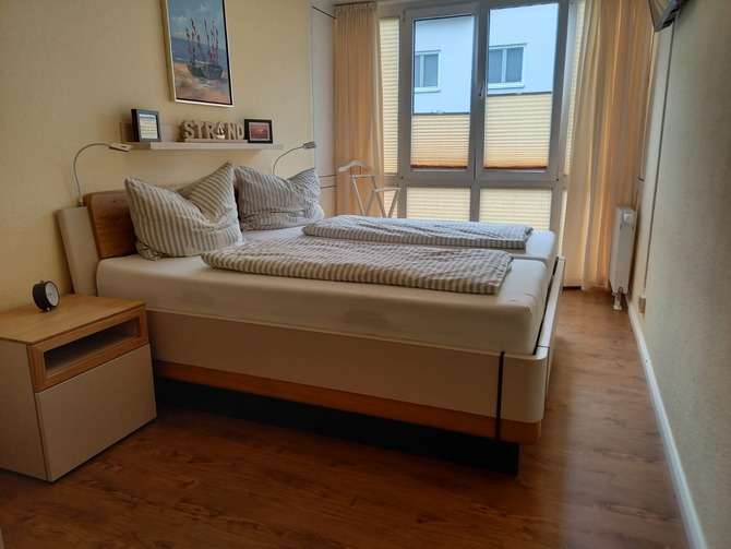 Ferienwohnung in Baabe - Ferienwohnung Strandrose - Gro&szlig;es Schlafzimmer mit Doppelbett