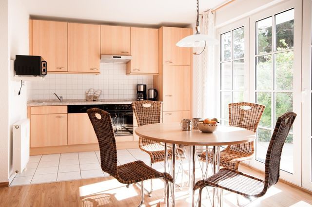 Ferienwohnung in Ostseeheilbad Zingst - Fritz-Reuter-Stra&szlig;e 4 Whg. 2 - Bild 2