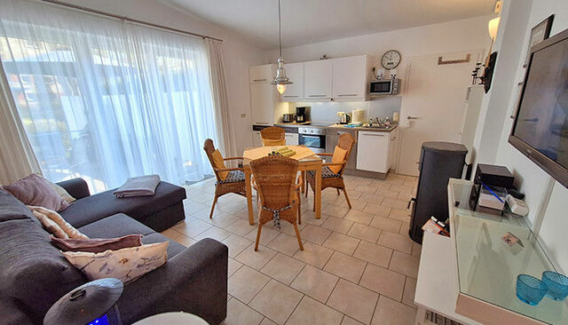 Ferienwohnung in Heringsdorf - Anna Whg1 BRINKMANNHAUS - fein und praktisch - fast am Strand, Terrasse, Grill - Bild 4