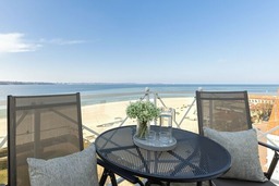 Ferienwohnung in Laboe - Strandhotel Laboe Traumsicht Laboe Strandhotel Laboe Traumsicht Laboe