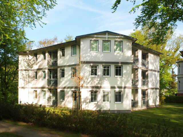 Ferienwohnung in Seebad Heringsdorf - (Brise) Villen am Buchenpark App. 05 - Bild 2