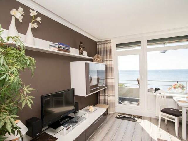 Ferienwohnung in Gro&szlig;enbrode - Urlaub direkt am Meer - Bild 4