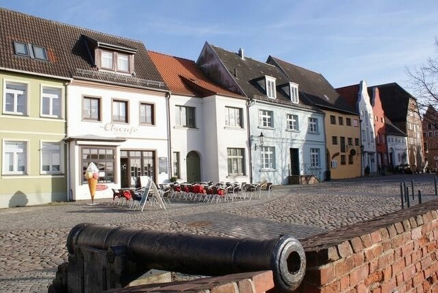 Ferienwohnung in Wismar - B&uuml;tow WE3 mit Parkplatz - ABC7 - Bild 9