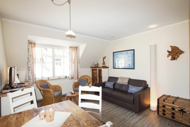 Ferienwohnung in K&uuml;hlungsborn - Ostseewelle - 33-23 inkl. Strandkorb - Bild 4