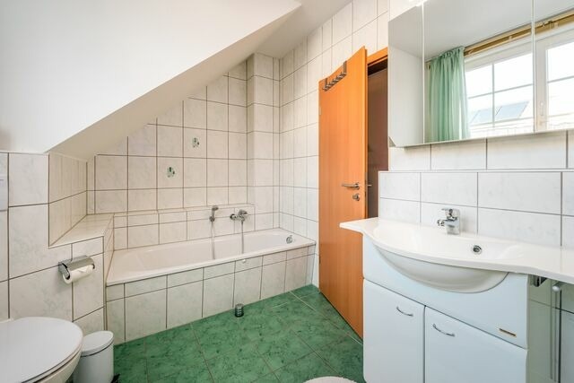 Ferienwohnung in Baabe - Villa Mara - Wohnung 9 - Bade- & Saunawelt t&auml;glich inklusive - Bild 13