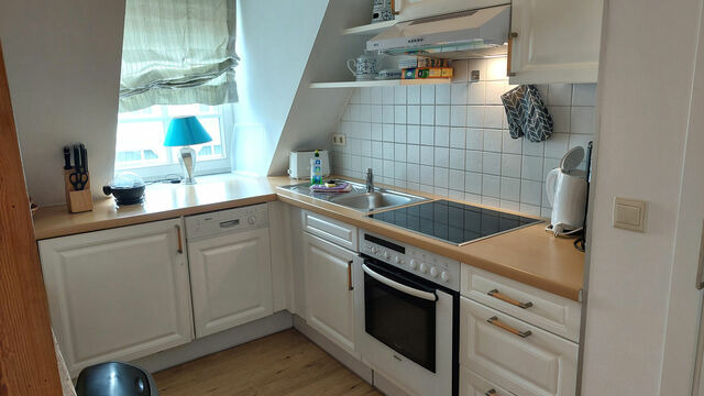 Ferienwohnung in Binz - Altes Postamt, Whg. 12 - Silberm&ouml;we - Bild 8