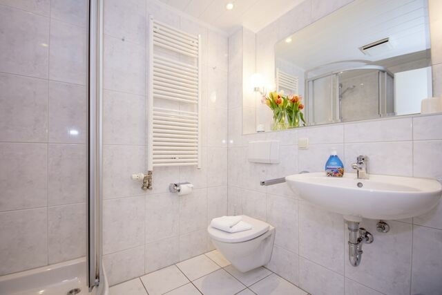 Ferienwohnung in Baabe - Haus R&uuml;gensonne, App. 04 - Bade- & Erlebniswelt t&auml;glich inklusive - Bild 11