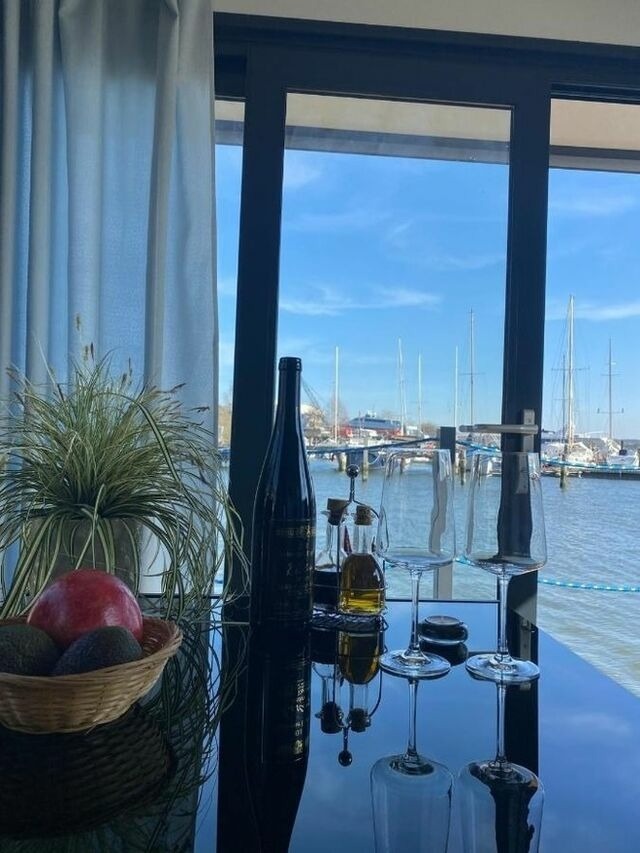 Ferienwohnung in Heiligenhafen - Hausboot Meeresbrise - Bild 6